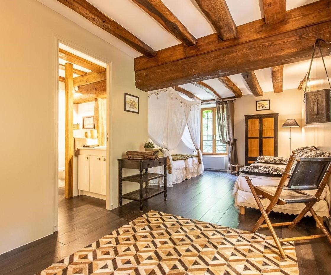 Le Domaine De Moroges Bed & Breakfast Ngoại thất bức ảnh