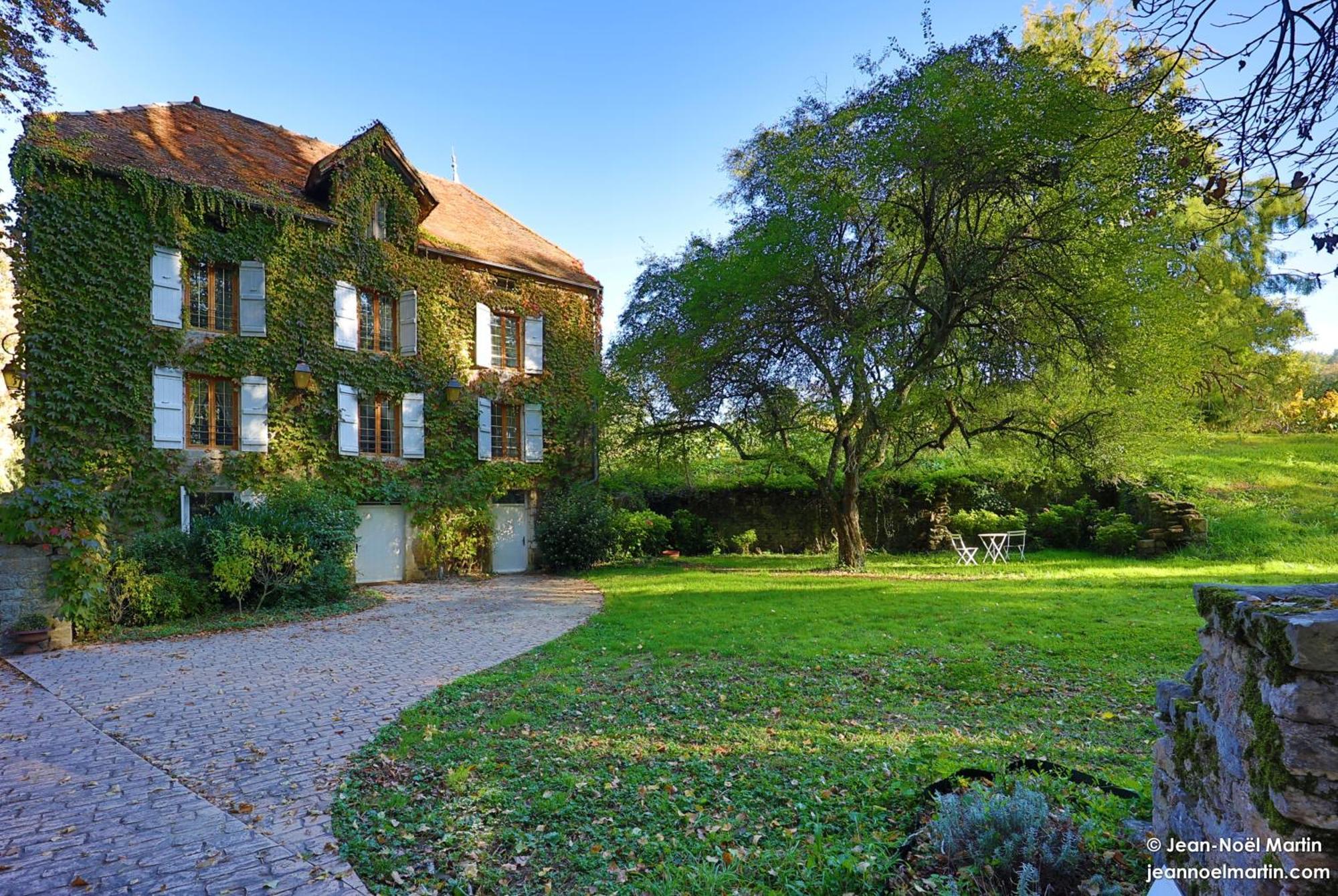Le Domaine De Moroges Bed & Breakfast Ngoại thất bức ảnh